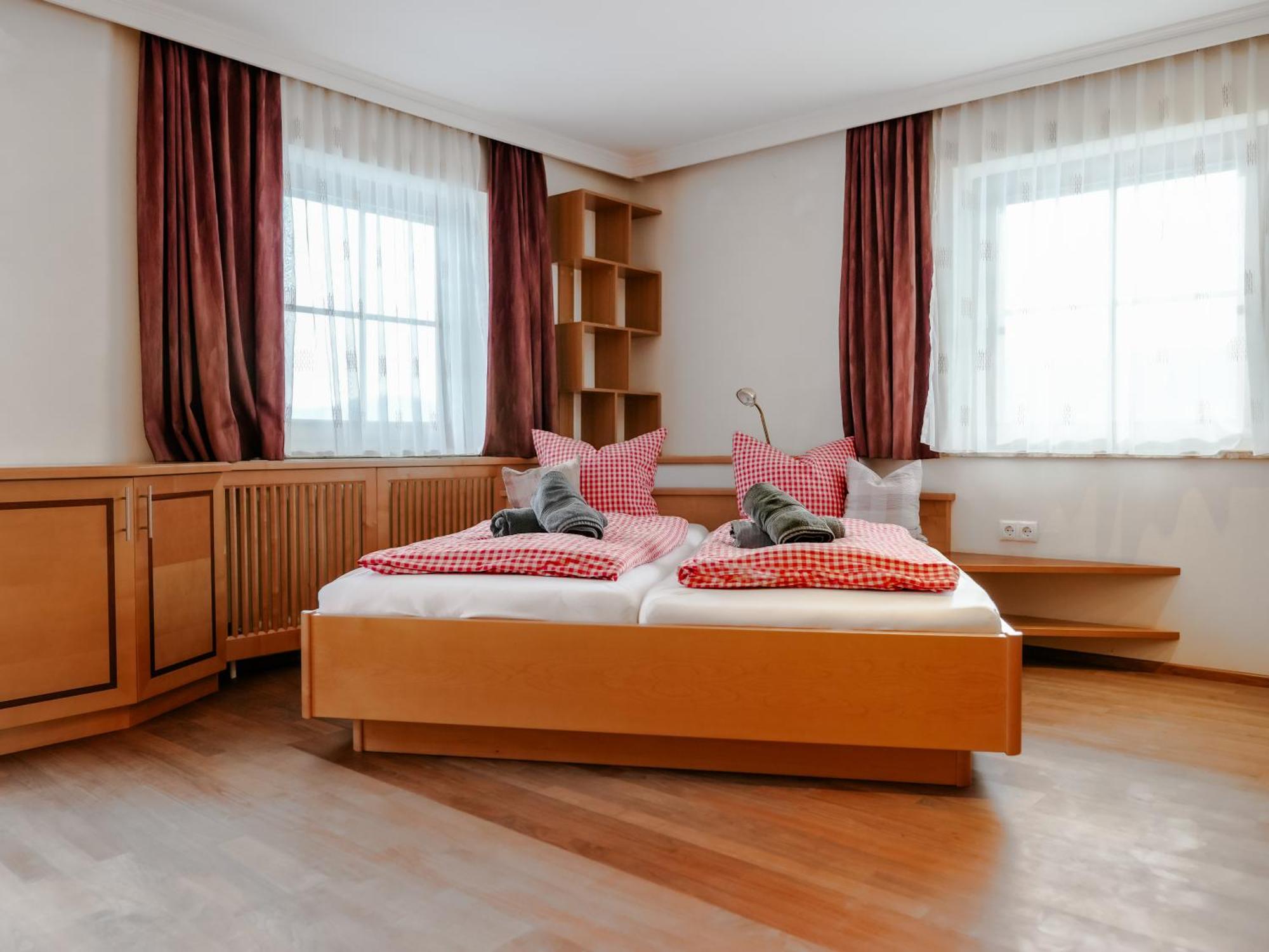 וורפן Mountain Residence Riesgut מראה חיצוני תמונה